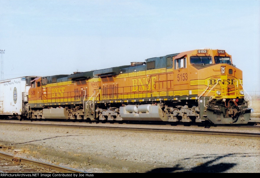 BNSF 5153 West